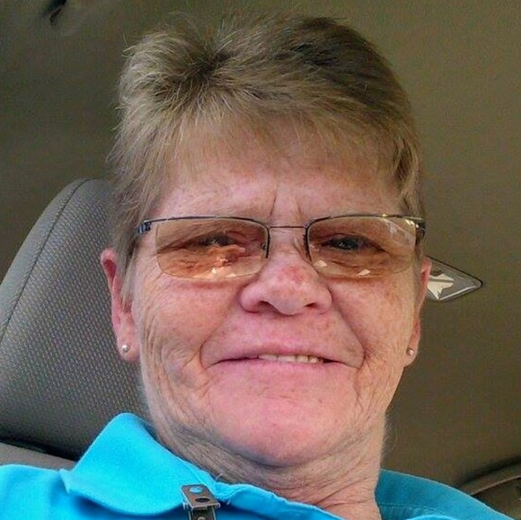 Meet your Posher, Janice - Picture 2 of 2